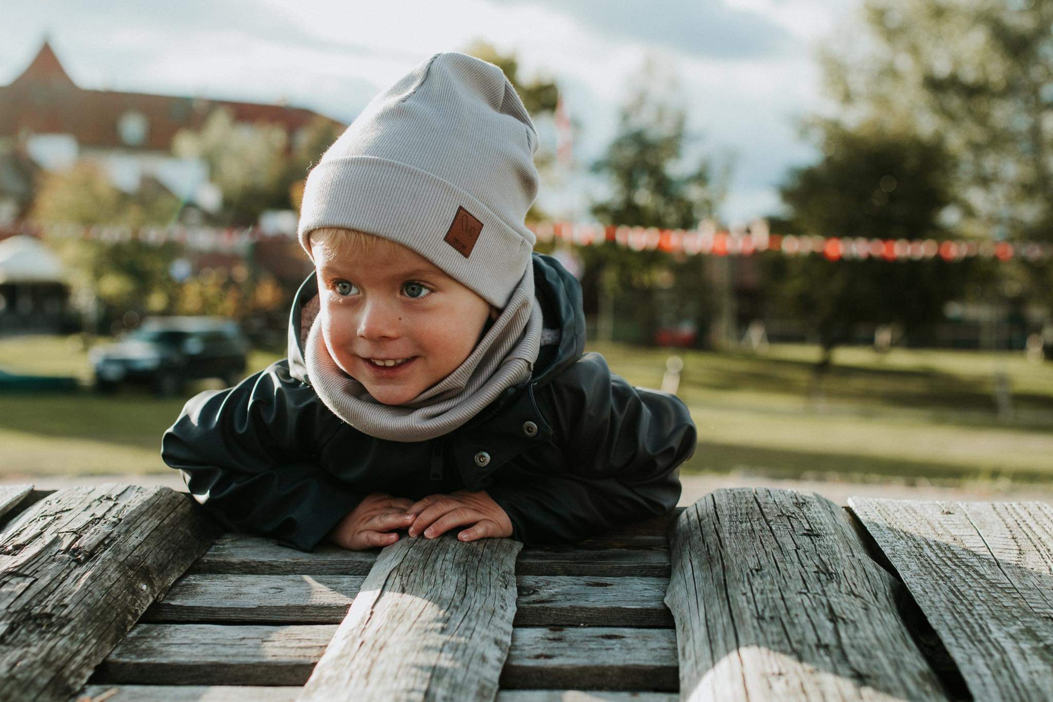 czapka dla dziecka jesień/wiosna, kolor orzech