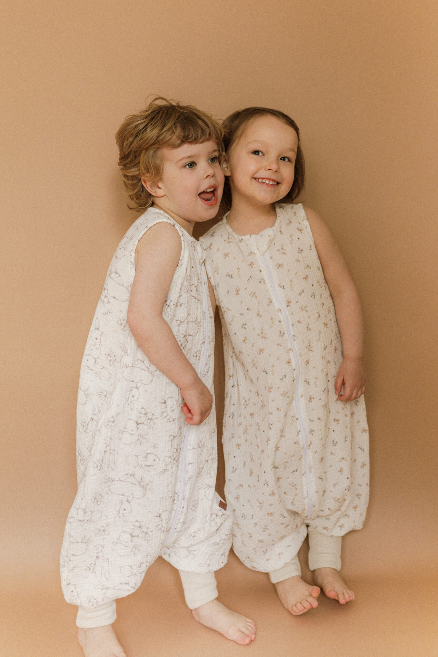 Muślinowy śpiworek z nogawkami - wzór Boho