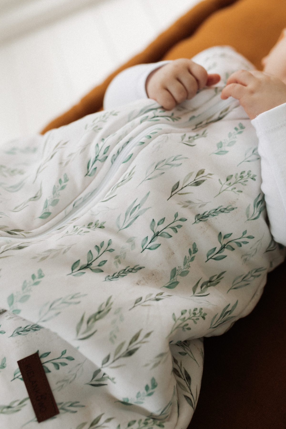 Śpiworek z nogawkami - wzór LISTKI - obrazek 4