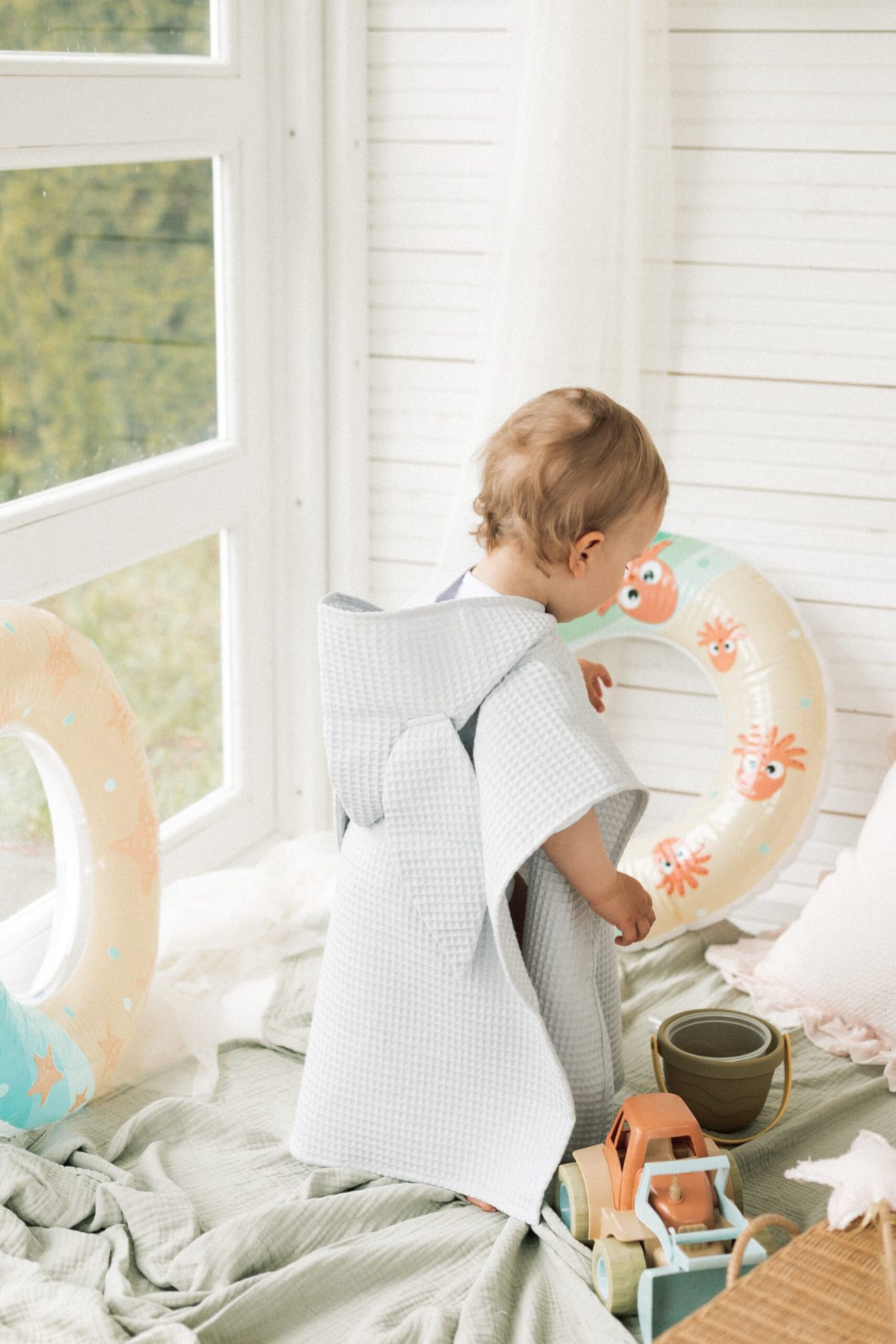 Ponczo kąpielowe - jasnoszare - obrazek 2