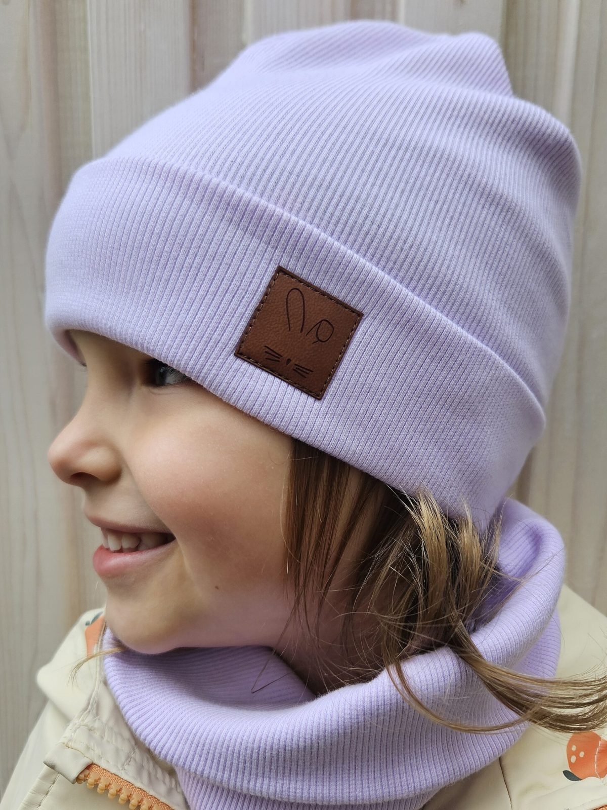 Czapka prążkowana JASNY WRZOS - obrazek 2