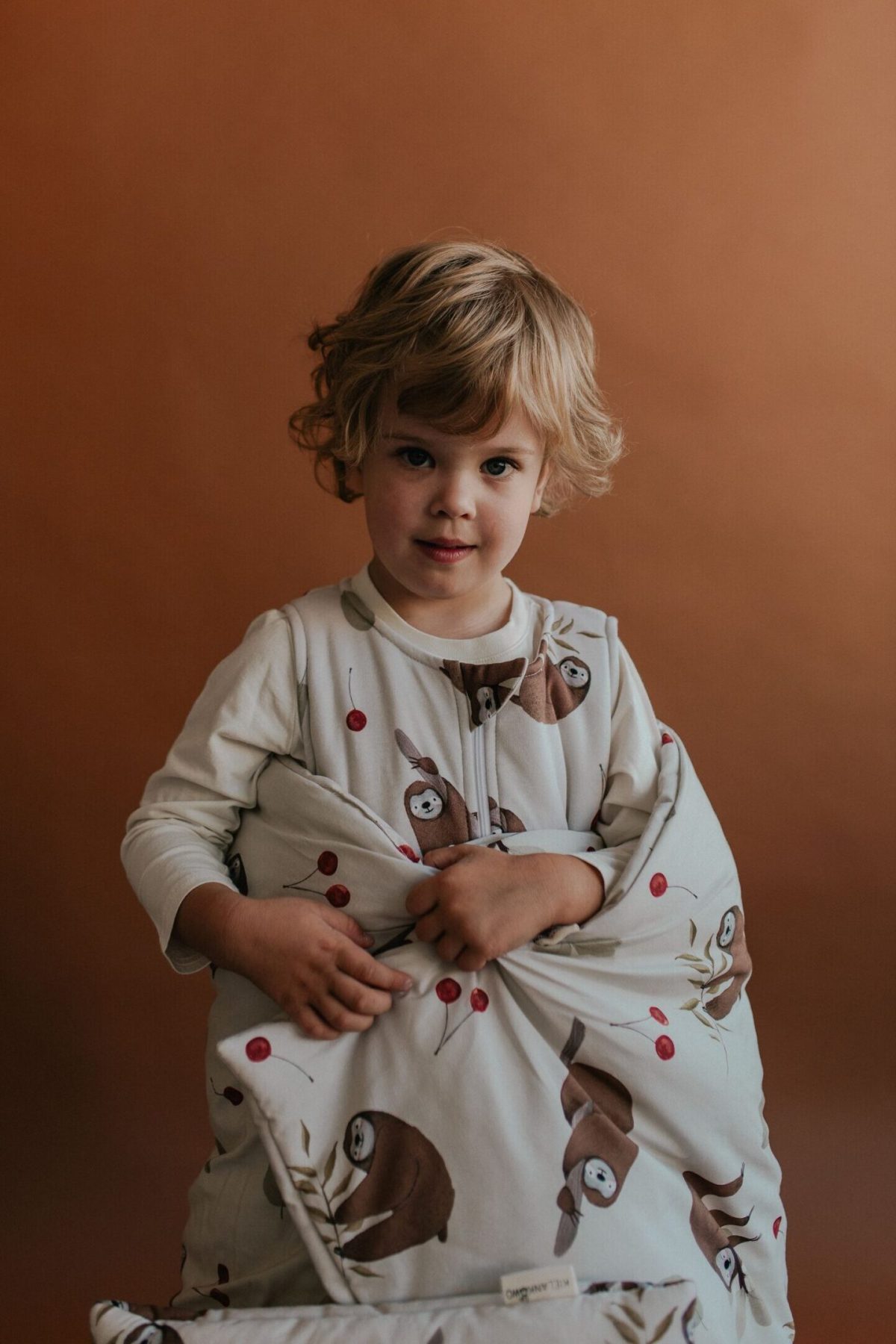 Prześcieradło do łóżeczka - wzór LENIWIEC - obrazek 3