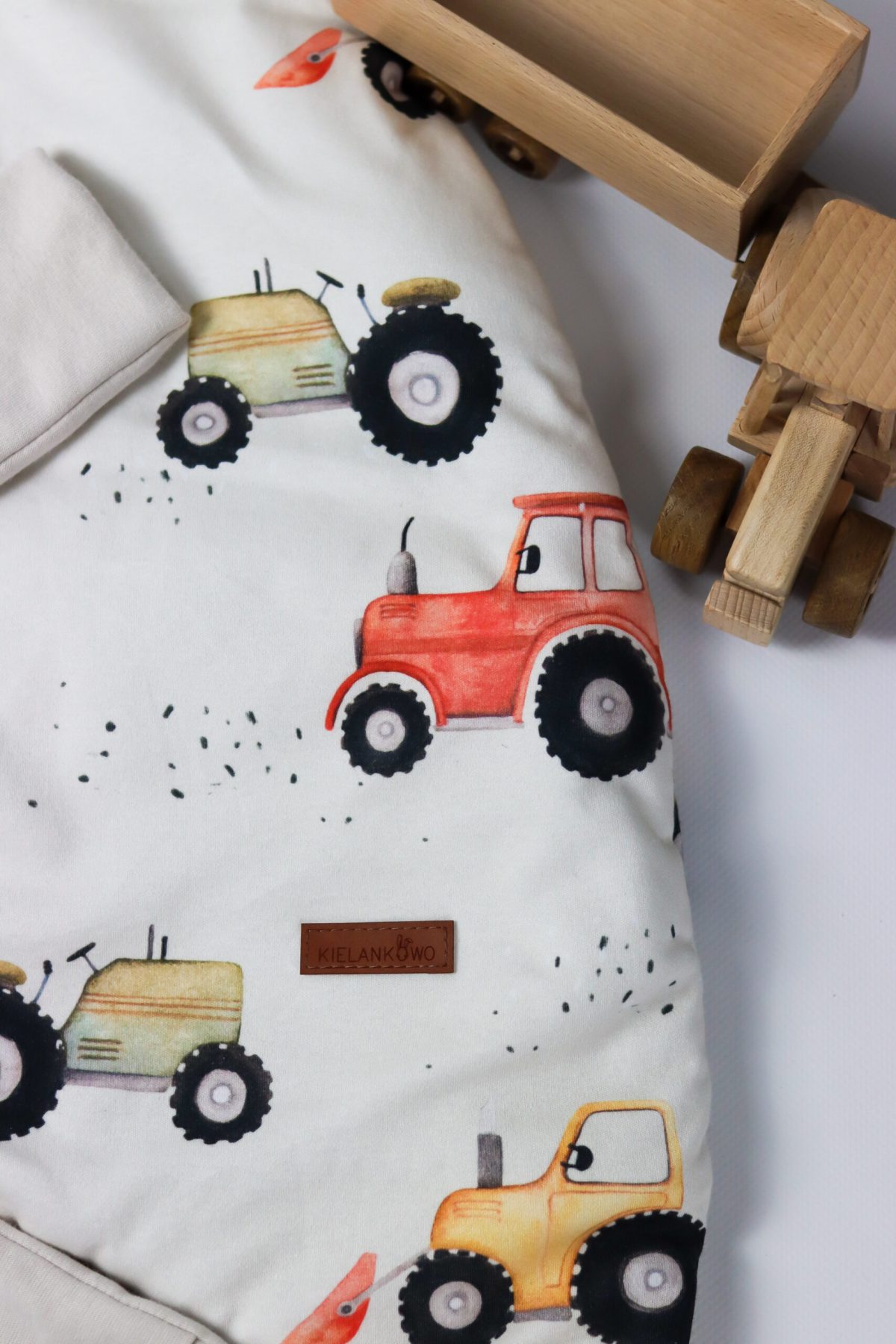 Śpiworek z nogawkami - wzór TRAKTORY I KOPARKI - obrazek 5
