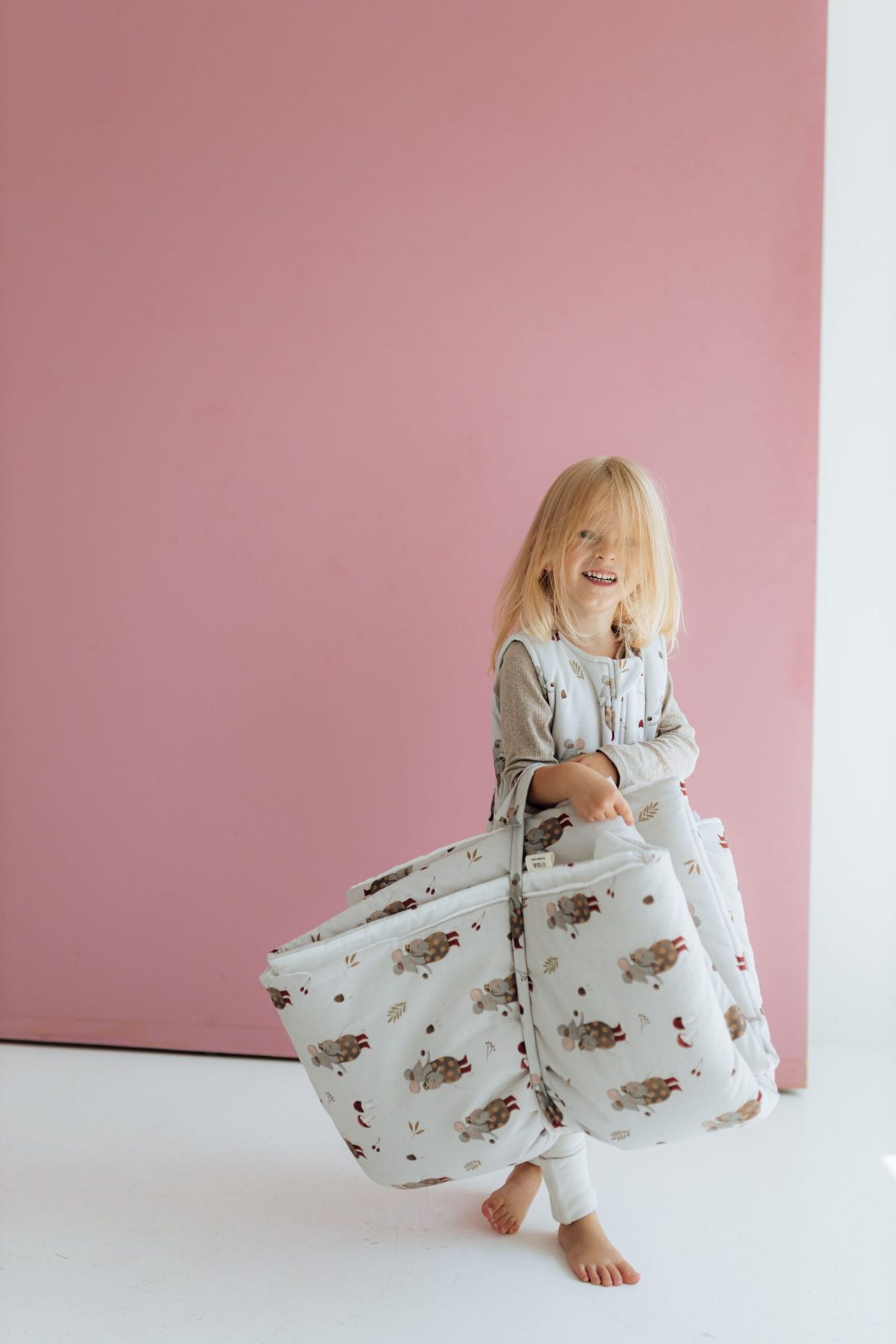 Poduszka - wzór Myszki w lesie - obrazek 2