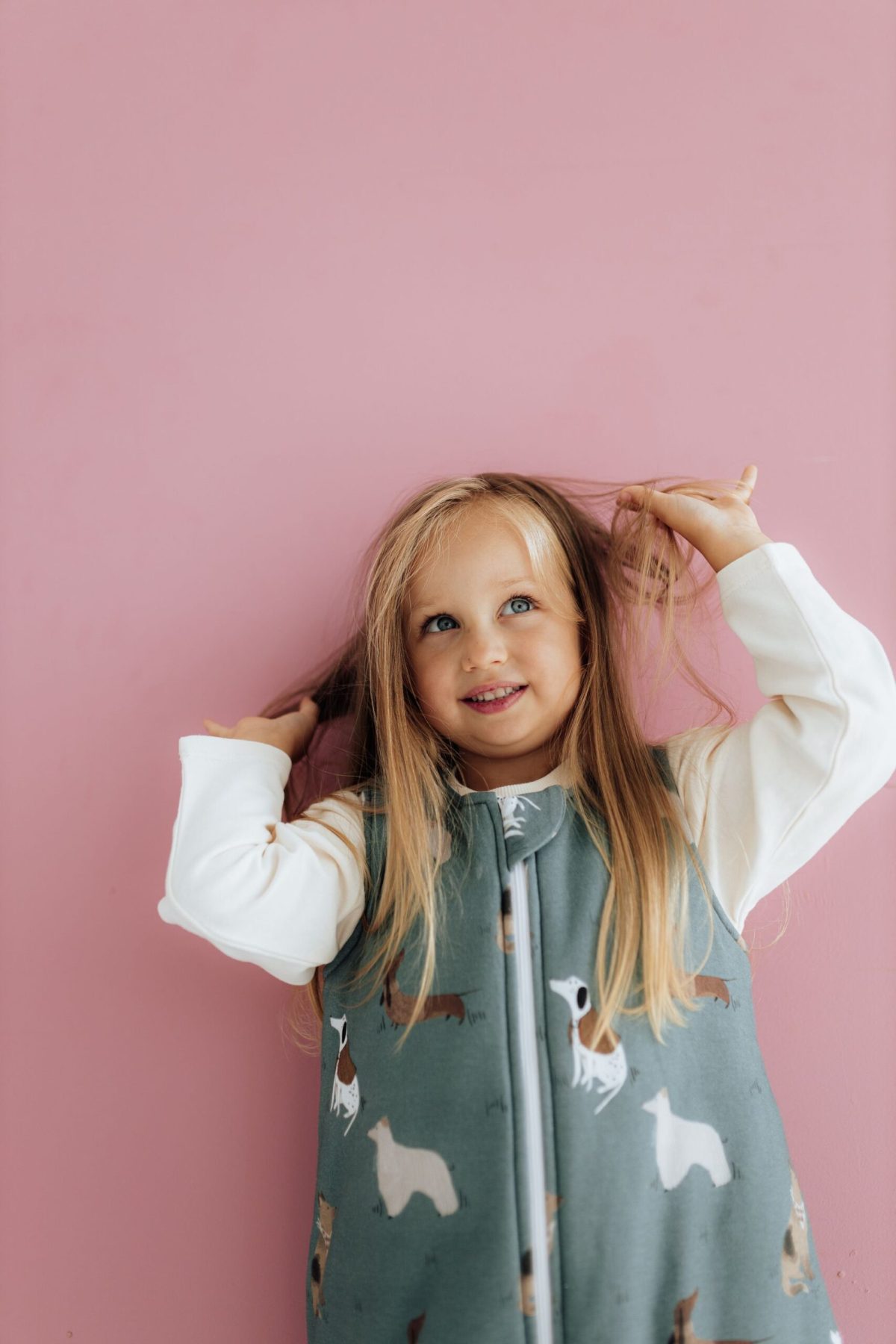 Śpiworek z nogawkami - wzór PIESKI - obrazek 2