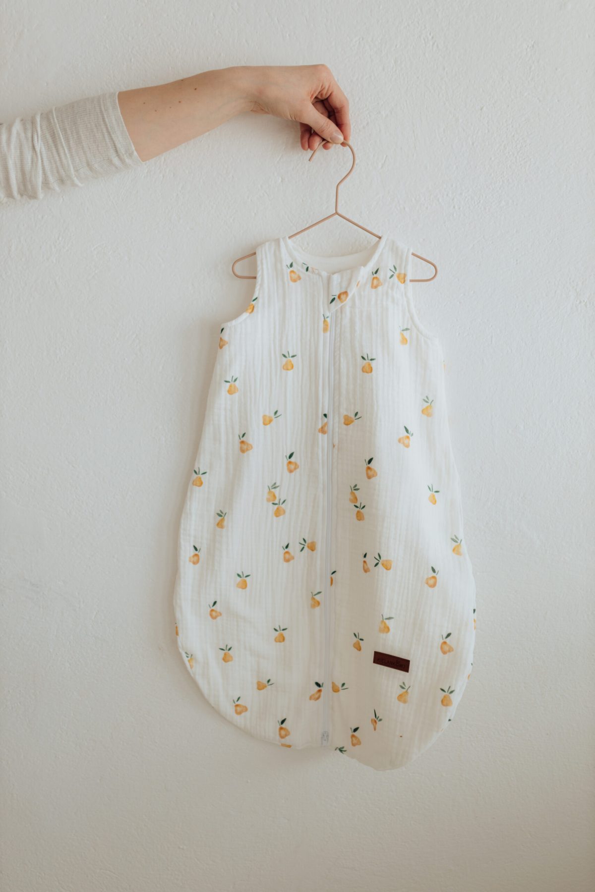 Śpiworek niemowlęcy muślinowy- wzór Gruszki - obrazek 2