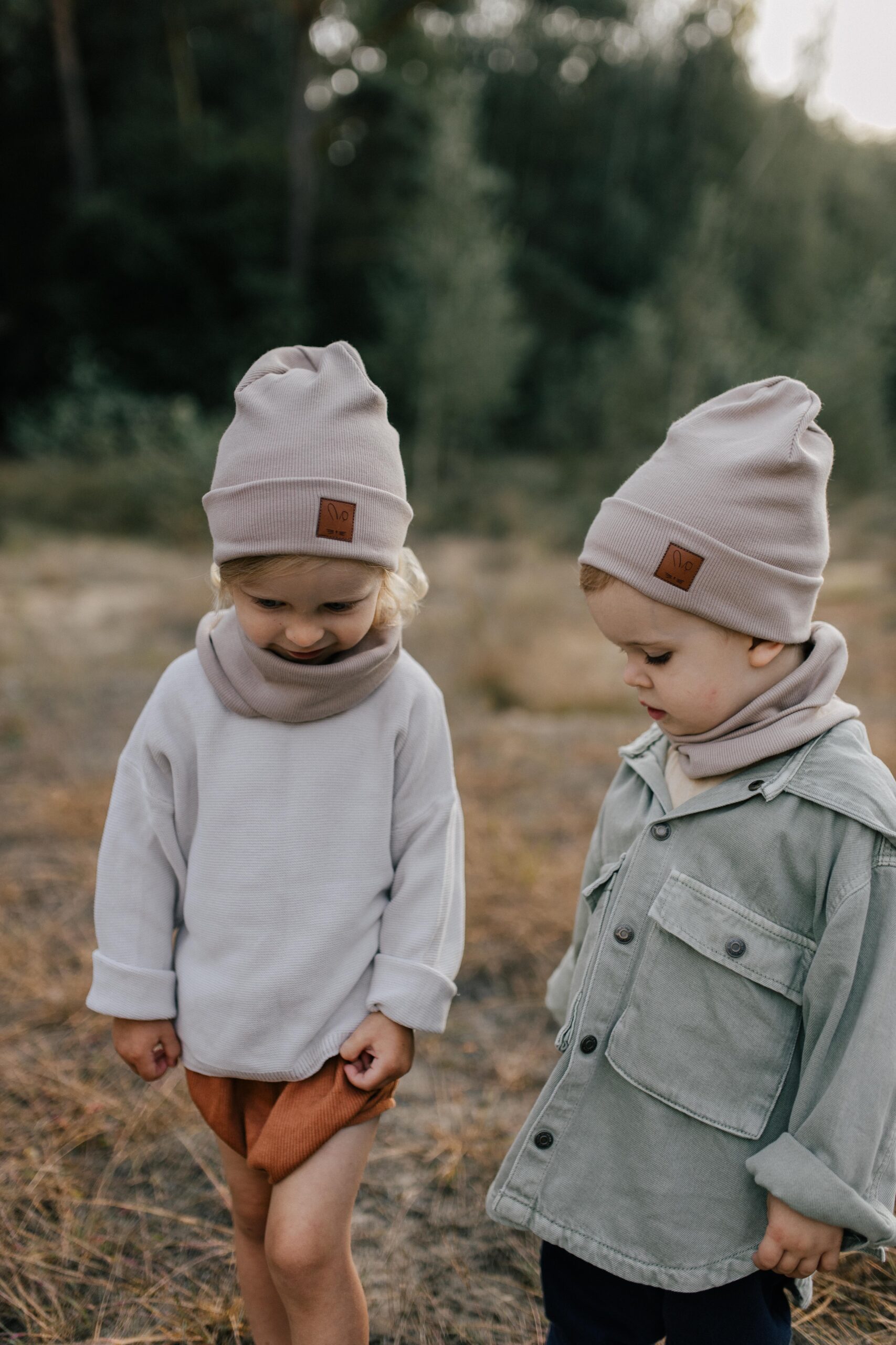 kielankowo-jesien-149-scaled-1.jpg Czapka prążkowana KARMEL - obrazek 1