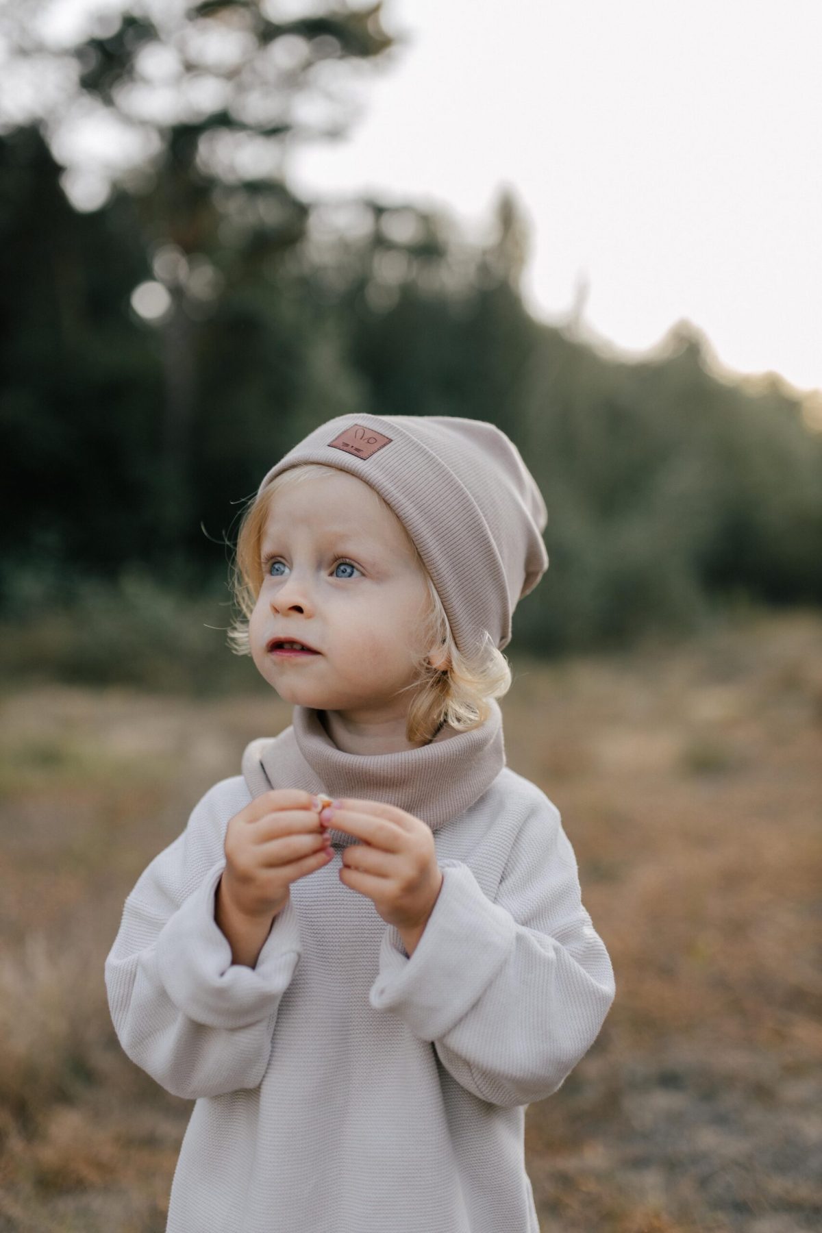 Czapka prążkowana KARMEL - obrazek 3