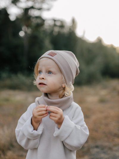 Czapka prążkowana KARMEL - obrazek 3